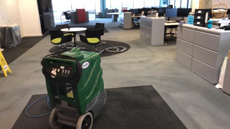 7 Reasons Why Commercial Carpet Cleaning is Crucial for Businesses Office Spaces